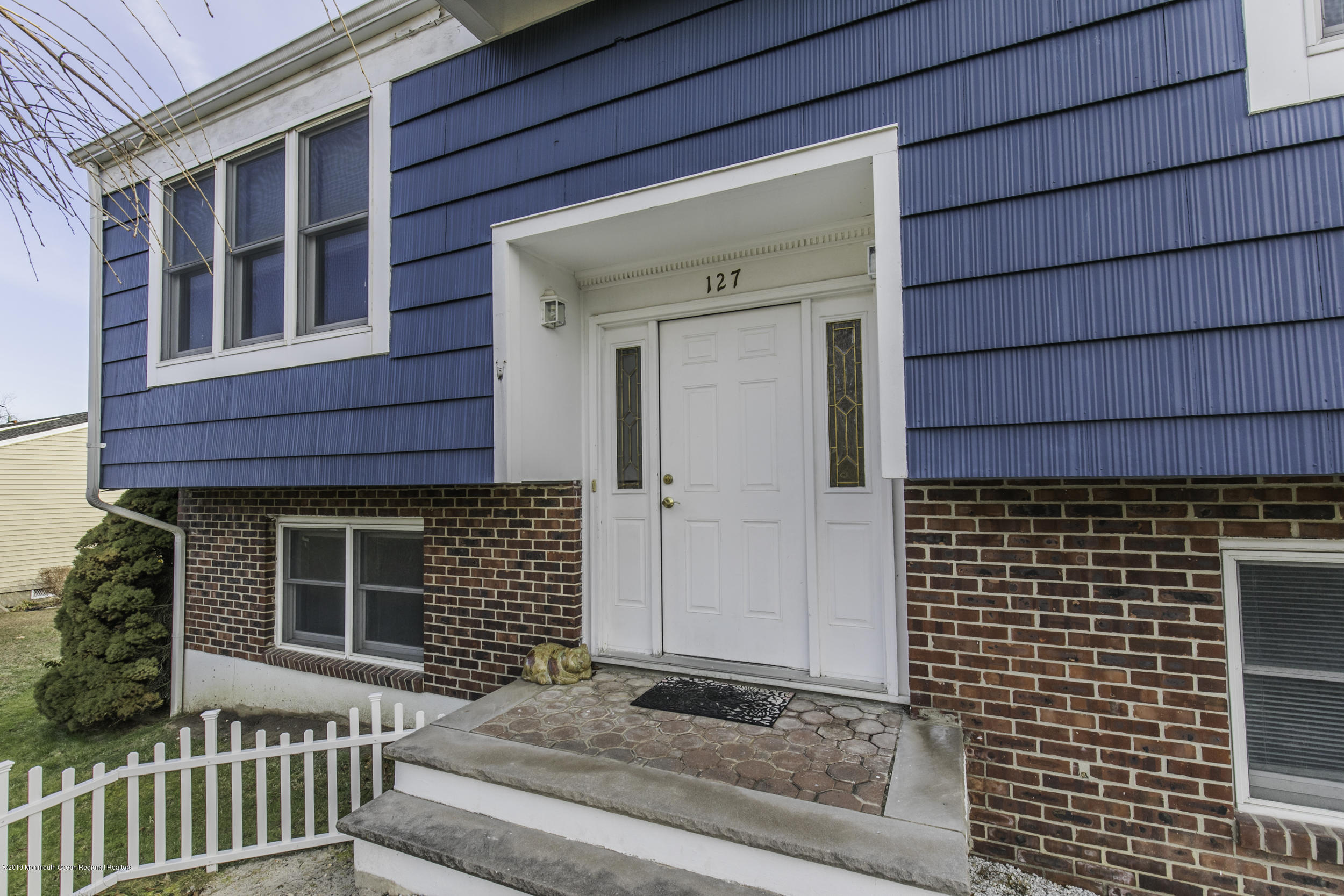 127 Valley Road Neptune Township, NJ 07753 - Photo 2 of 38 SharkRiv_4
