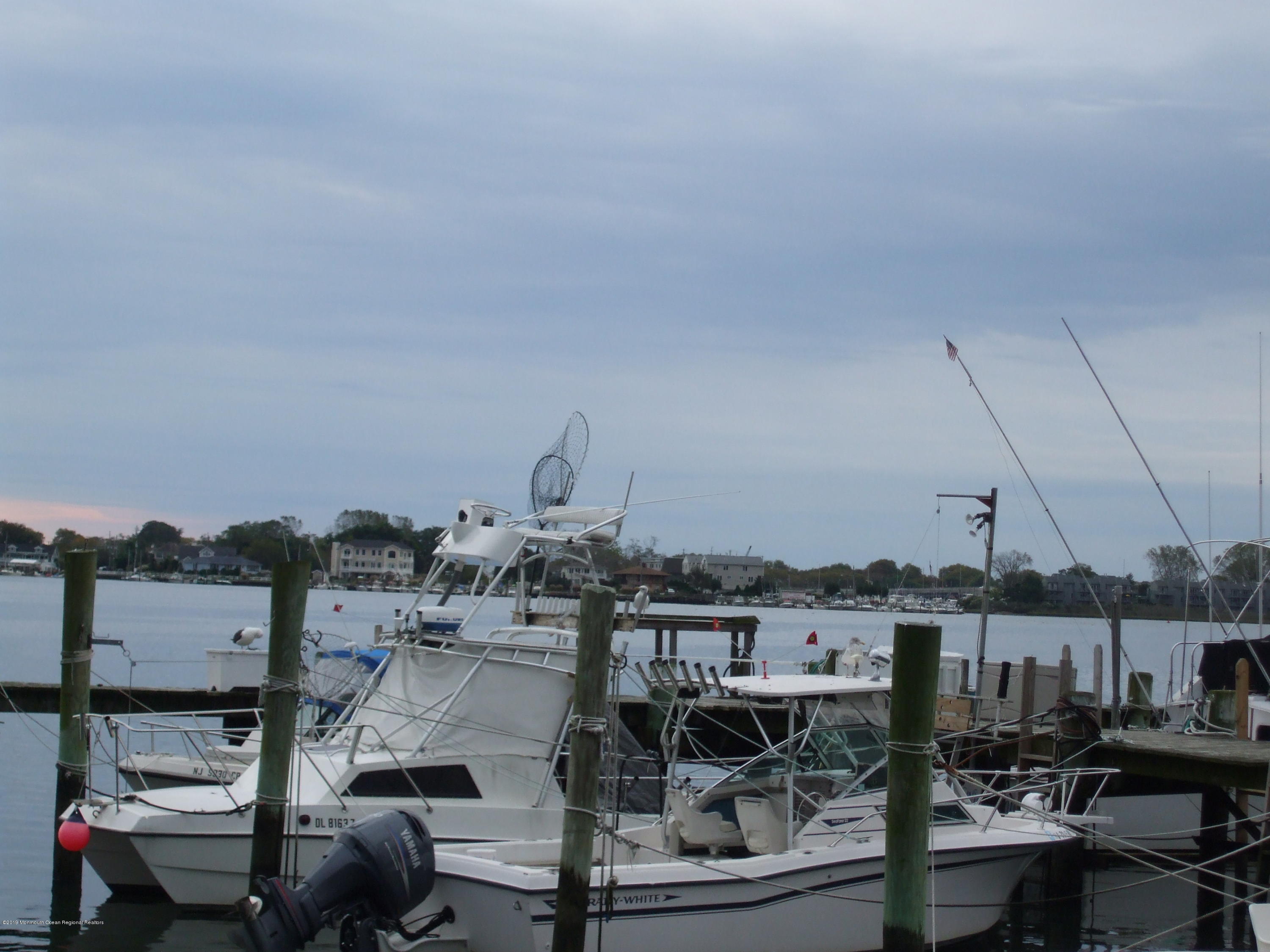 127 Valley Road Neptune Township, NJ 07753 - Photo 36 of 38 srh marina boats