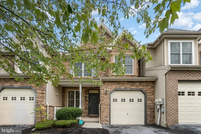 $300,000 | 103 Scully Place, Lewisberry, PA 17339