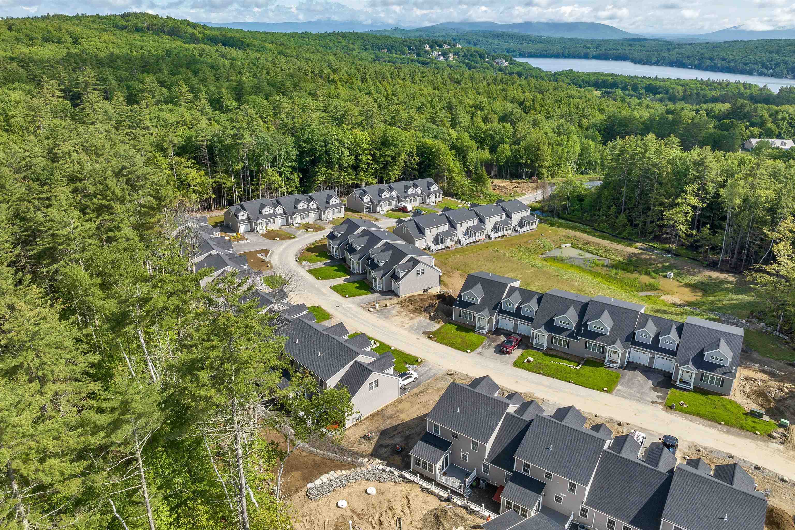 54 Granite Ridge Meredith, NH 03253 - Photo 7 of 40