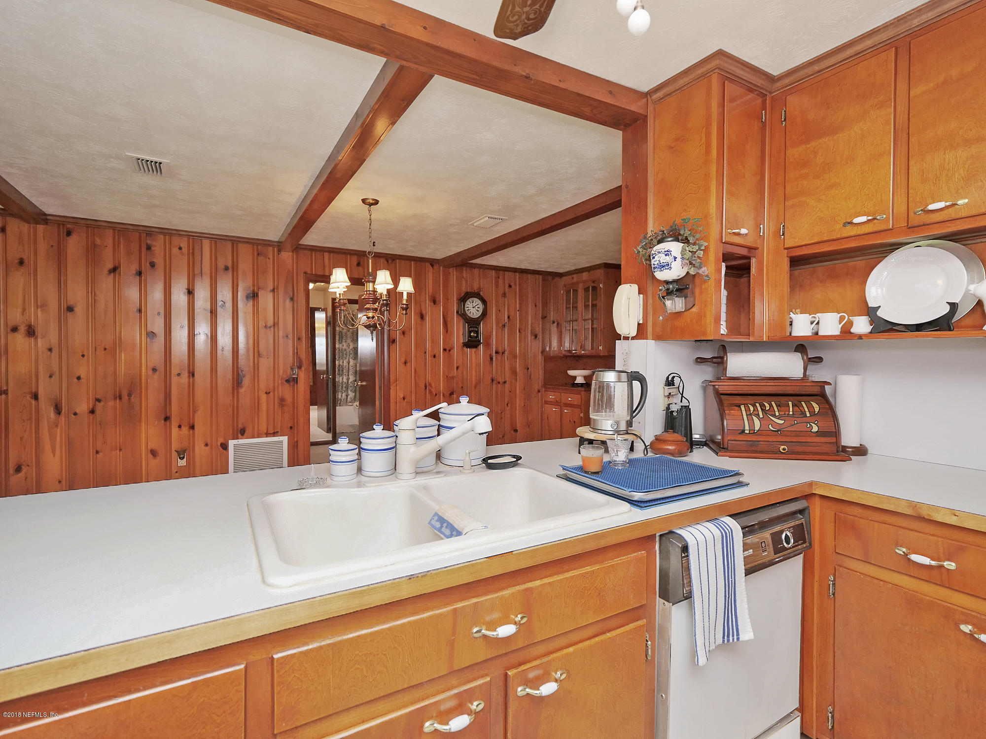 4819 Lannie Road Jacksonville, FL 32218 - Photo 9 of 50 09 breakfast bar to dining