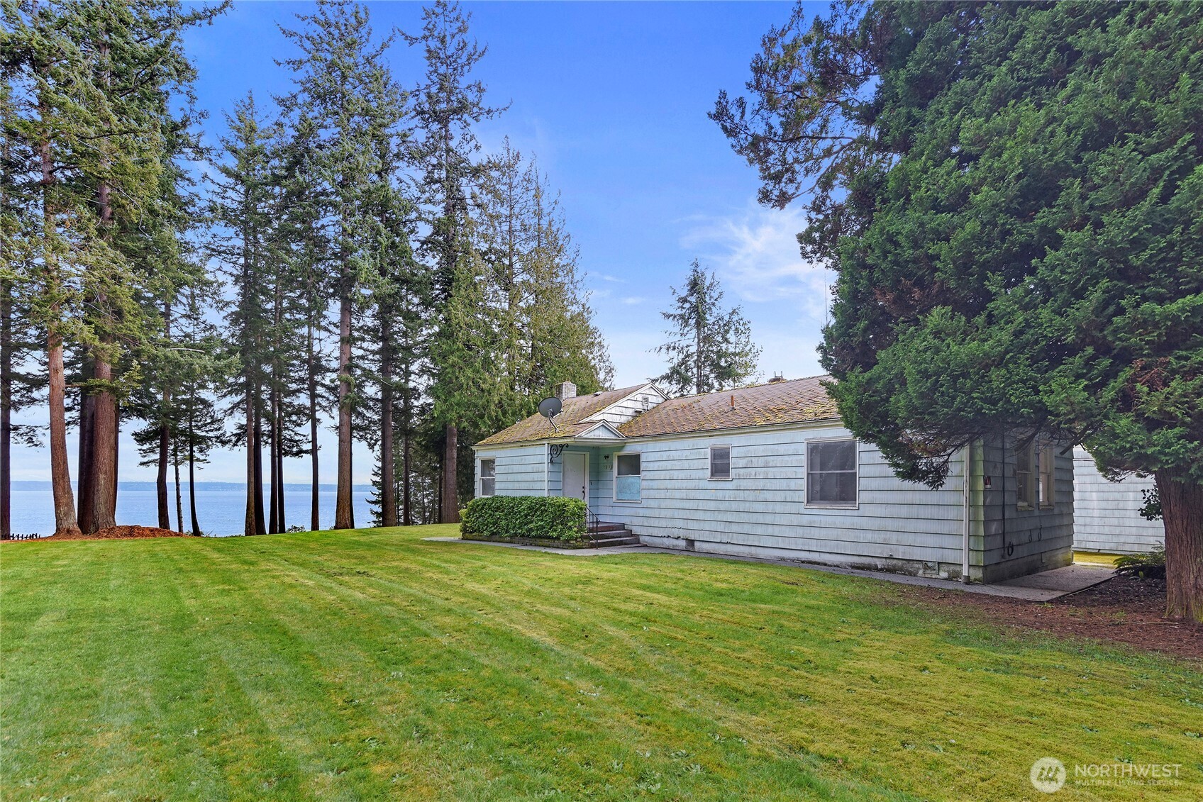 34262 Pilot Point Road Northeast Kingston, WA 98346 - Photo 1 of 36 Gallery Image 1