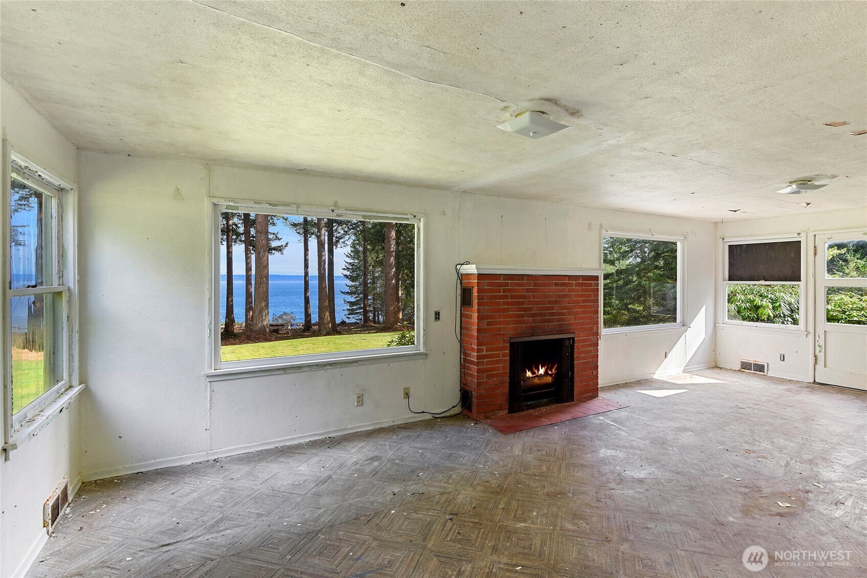 34262 Pilot Point Road Northeast Kingston, WA 98346 - Photo 14 of 36 Gallery Image 14