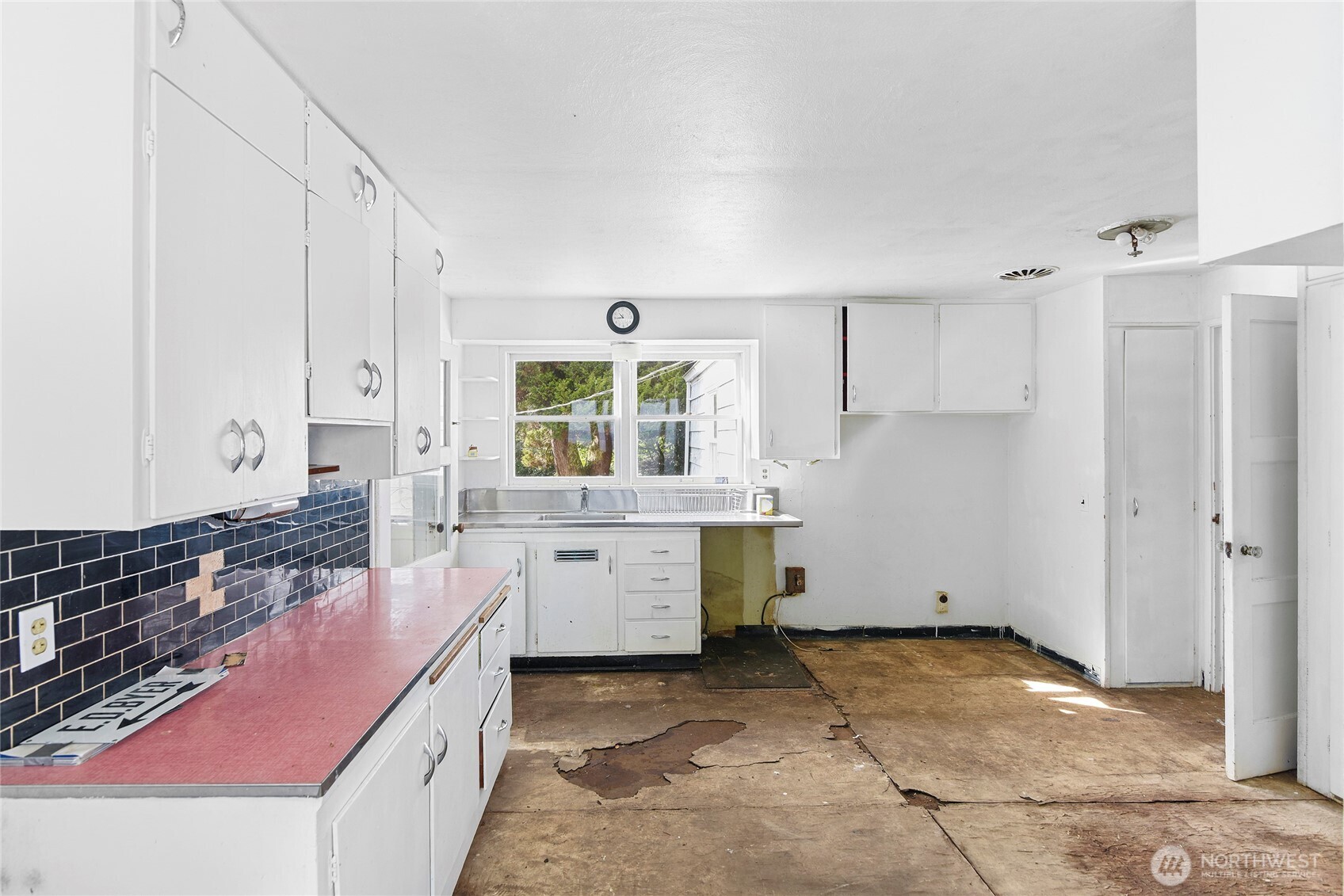34262 Pilot Point Road Northeast Kingston, WA 98346 - Photo 22 of 36 Gallery Image 22