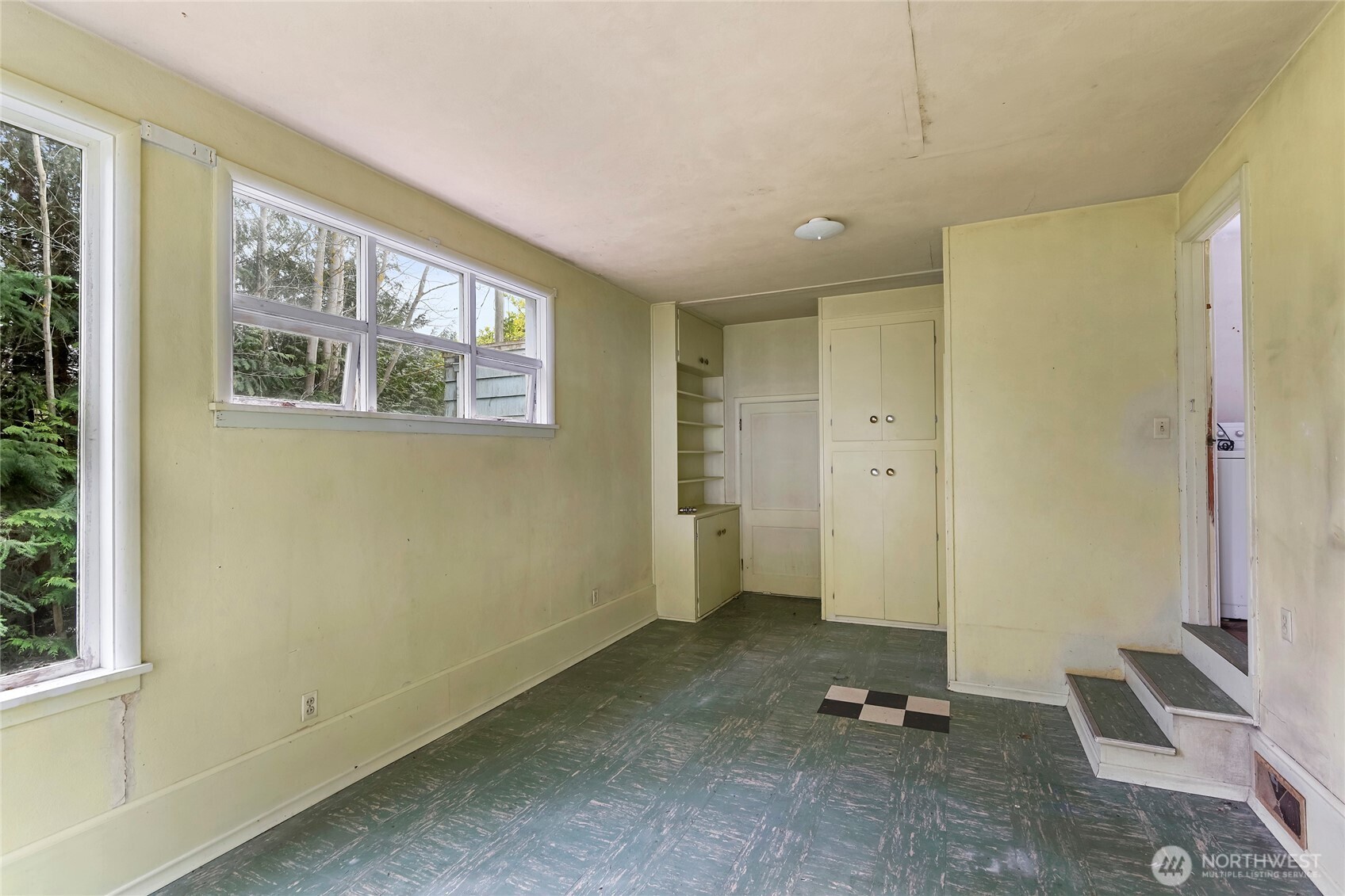 34262 Pilot Point Road Northeast Kingston, WA 98346 - Photo 24 of 36 Gallery Image 24
