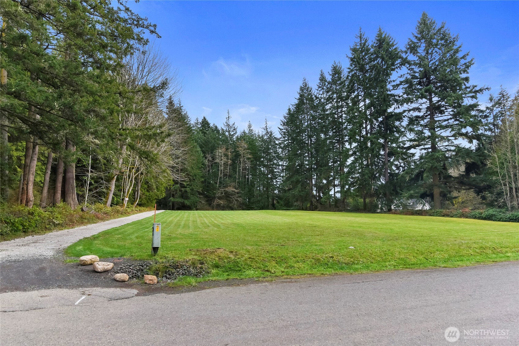 34262 Pilot Point Road Northeast Kingston, WA 98346 - Photo 10 of 36 Gallery Image 10