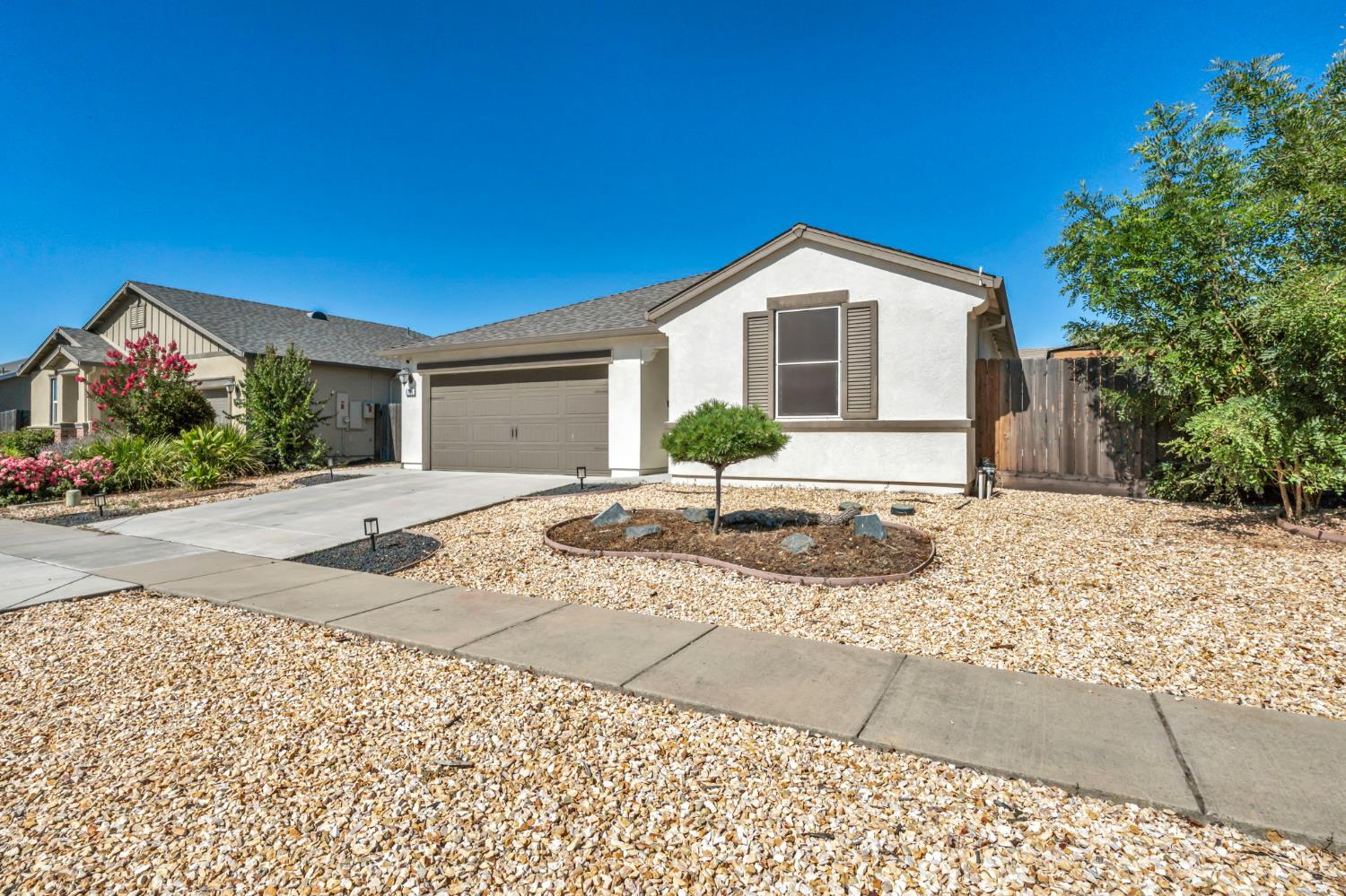 3790 Purple Martin Road Olivehurst, CA 95961 - Photo 3 of 32