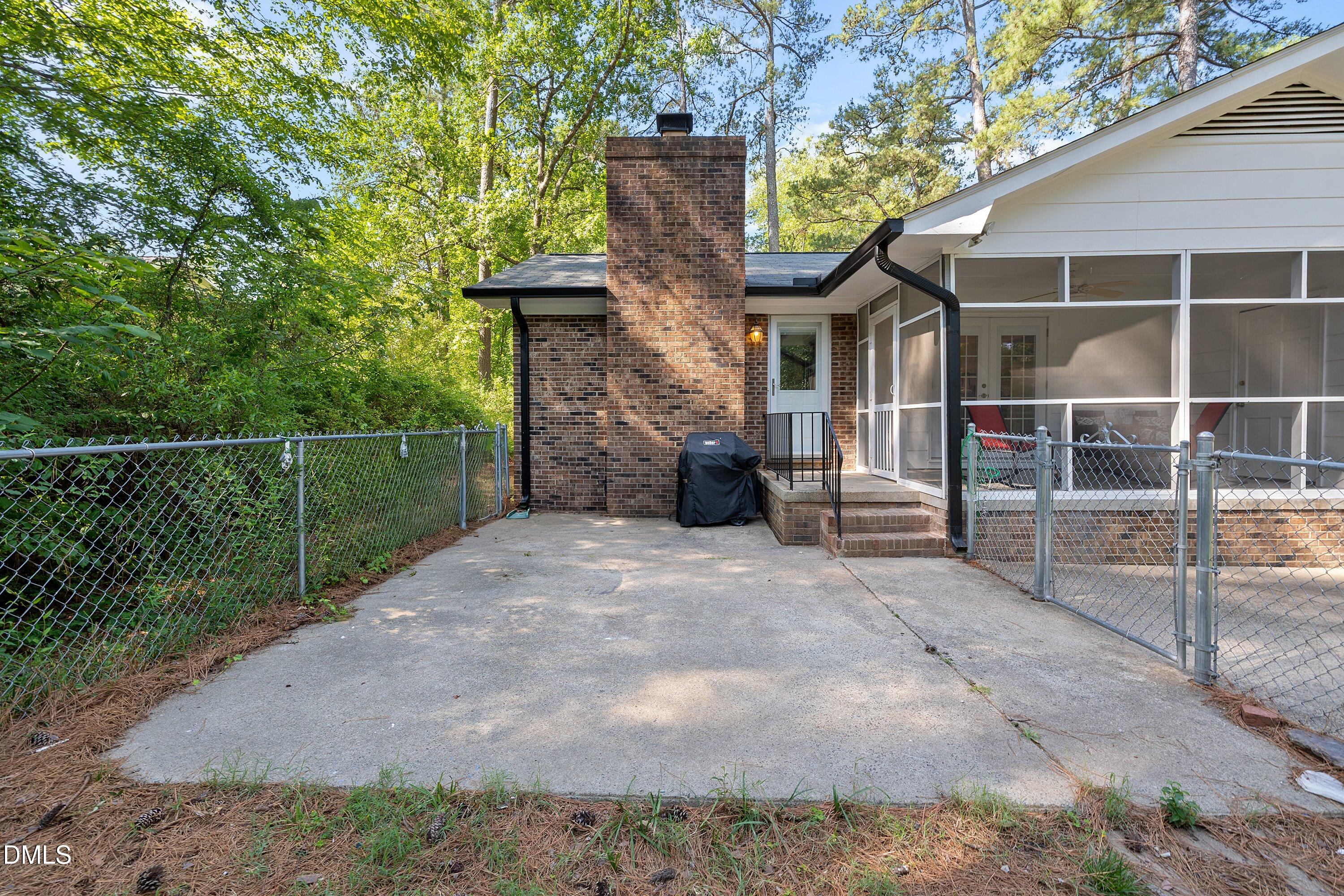 4807 Brentwood Road Durham, NC 27713 - Photo 44 of 50 45-4807 Brentwood_5557