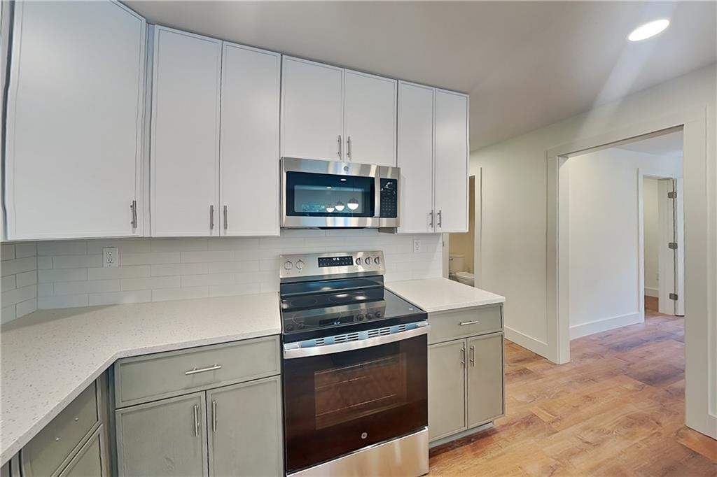 360 Simpson Terrace Northwest Atlanta, GA 30314 - Photo 4 of 20