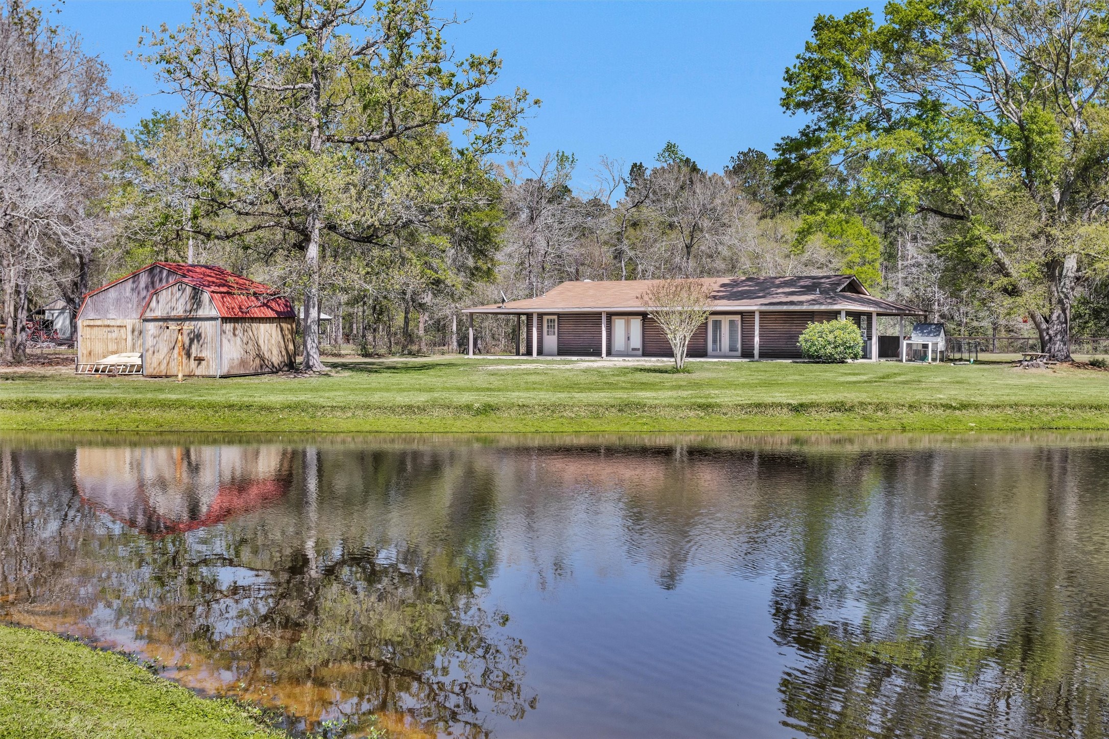 14272 Firetower Road Conroe, TX 77306 - Photo 3 of 47