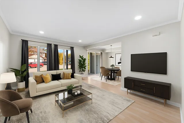 $215,000 | 20 Elm Court, Unit 3, Bolingbrook, IL 60440