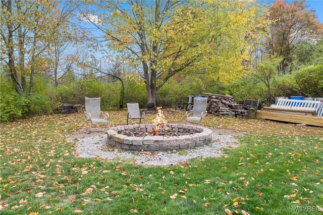 $435,000 | 6461 Hackberry Drive, Hamburg, NY 14085