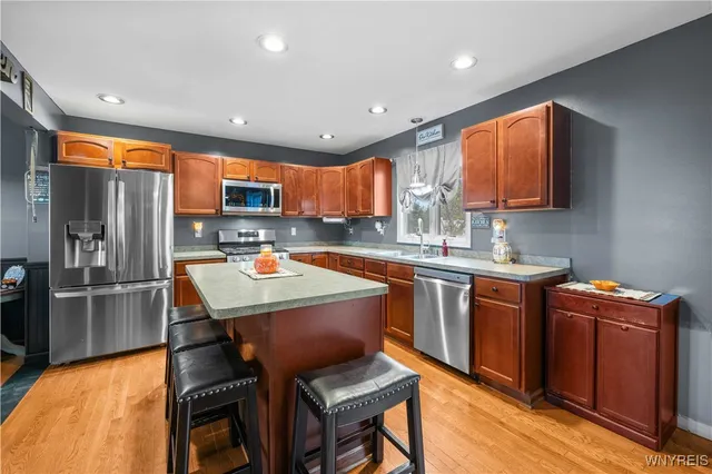 $435,000 | 6461 Hackberry Drive, Hamburg, NY 14085