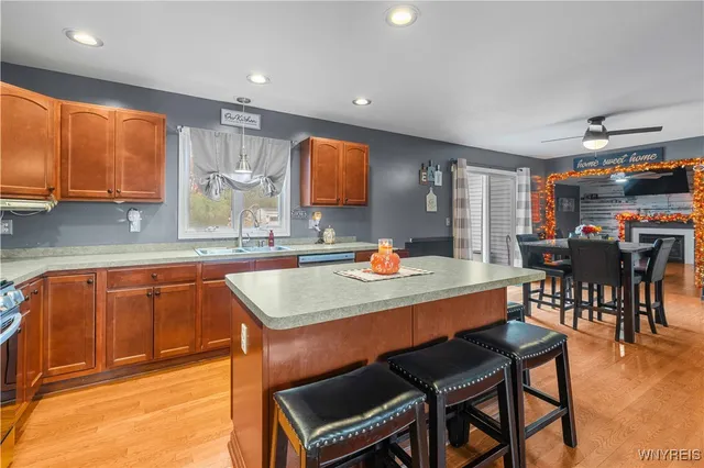 $435,000 | 6461 Hackberry Drive, Hamburg, NY 14085