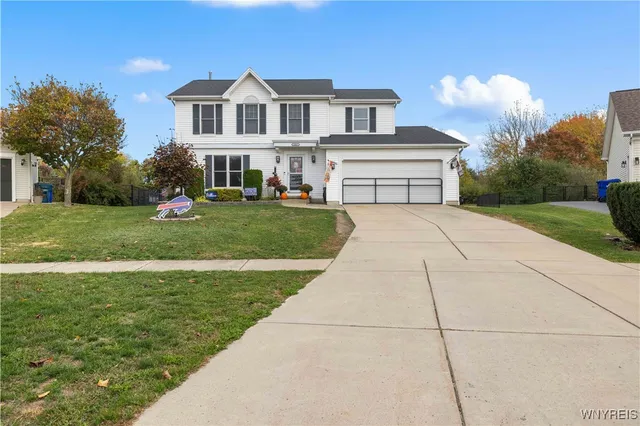 $435,000 | 6461 Hackberry Drive, Hamburg, NY 14085