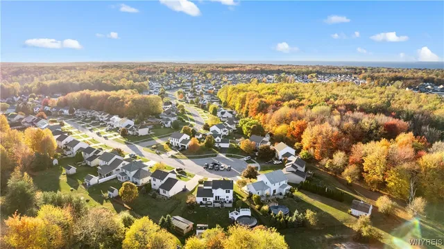 $435,000 | 6461 Hackberry Drive, Hamburg, NY 14085