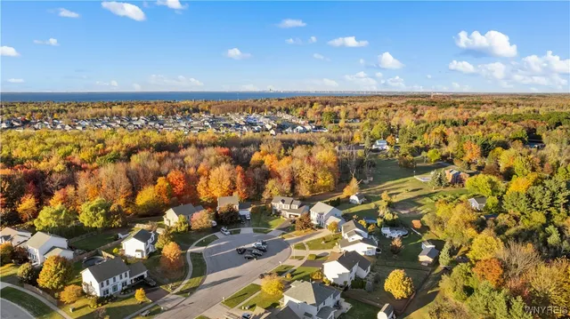 $435,000 | 6461 Hackberry Drive, Hamburg, NY 14085