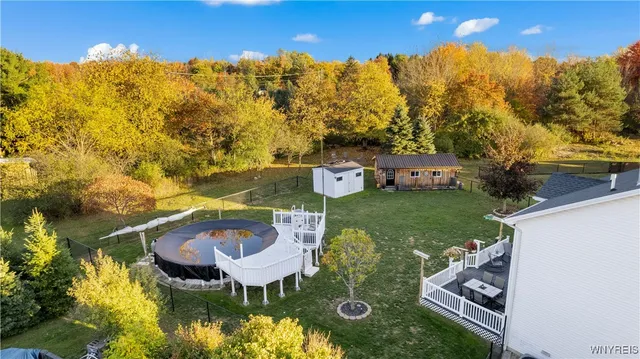 $435,000 | 6461 Hackberry Drive, Hamburg, NY 14085