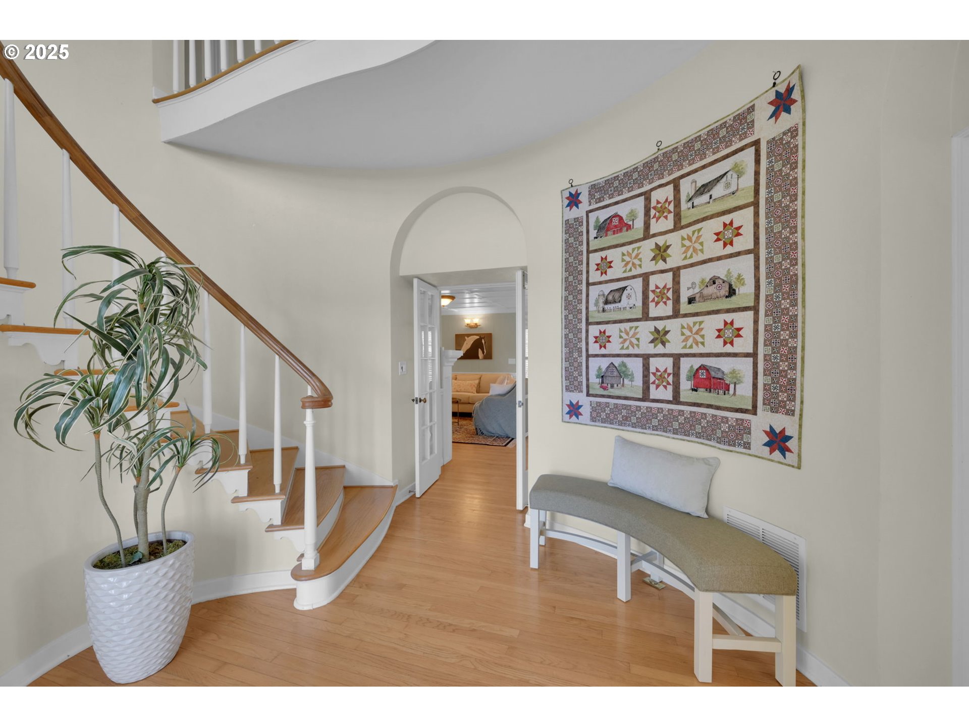 27730 Erickson Road Eugene, OR 97402 - Photo 14 of 47