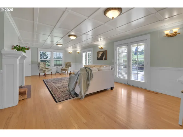 $1,650,000 | 27730 Erickson Road, Eugene, OR 97402