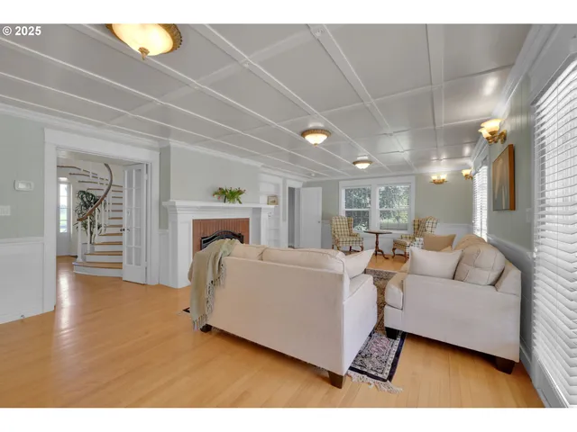 $1,650,000 | 27730 Erickson Road, Eugene, OR 97402