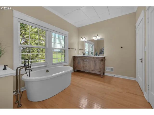 $1,650,000 | 27730 Erickson Road, Eugene, OR 97402