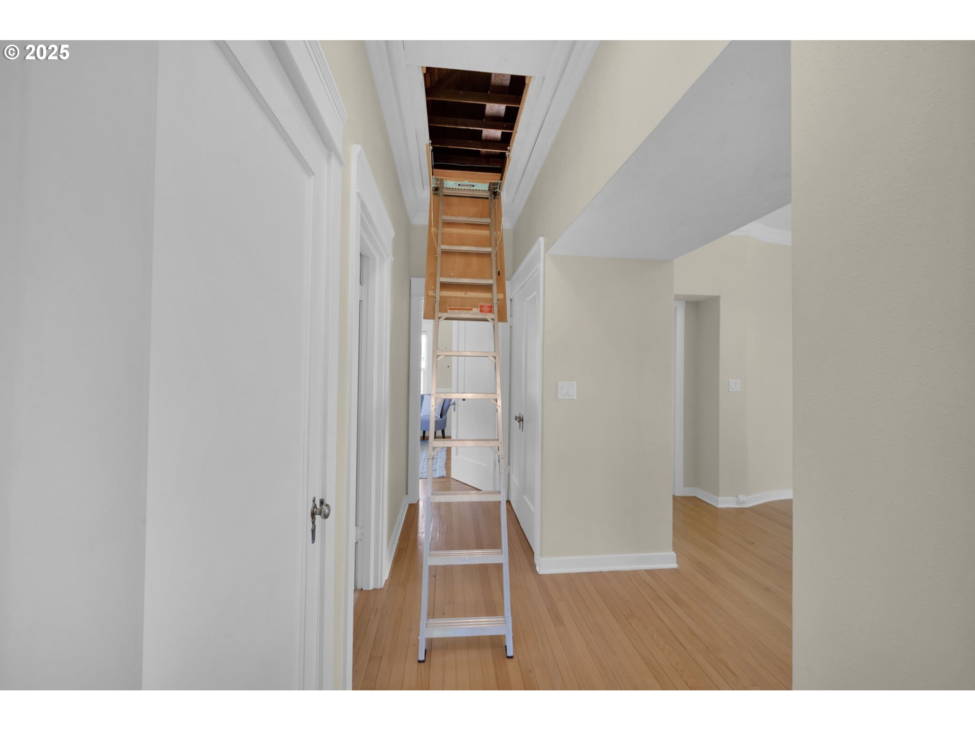 27730 Erickson Road Eugene, OR 97402 - Photo 32 of 47