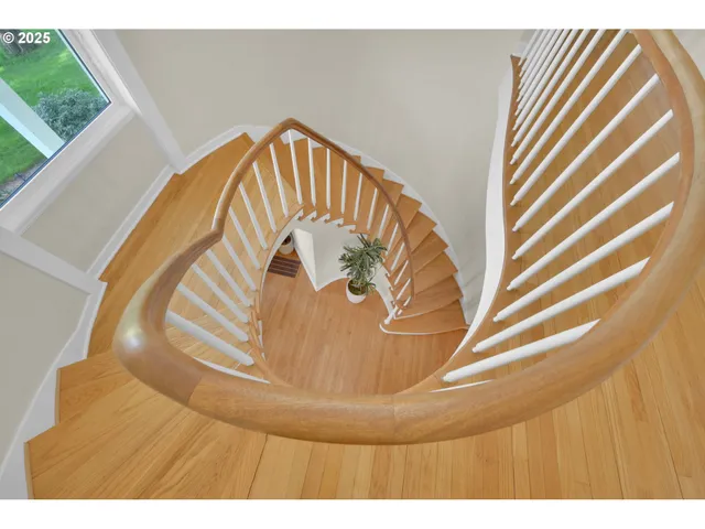 $1,650,000 | 27730 Erickson Road, Eugene, OR 97402