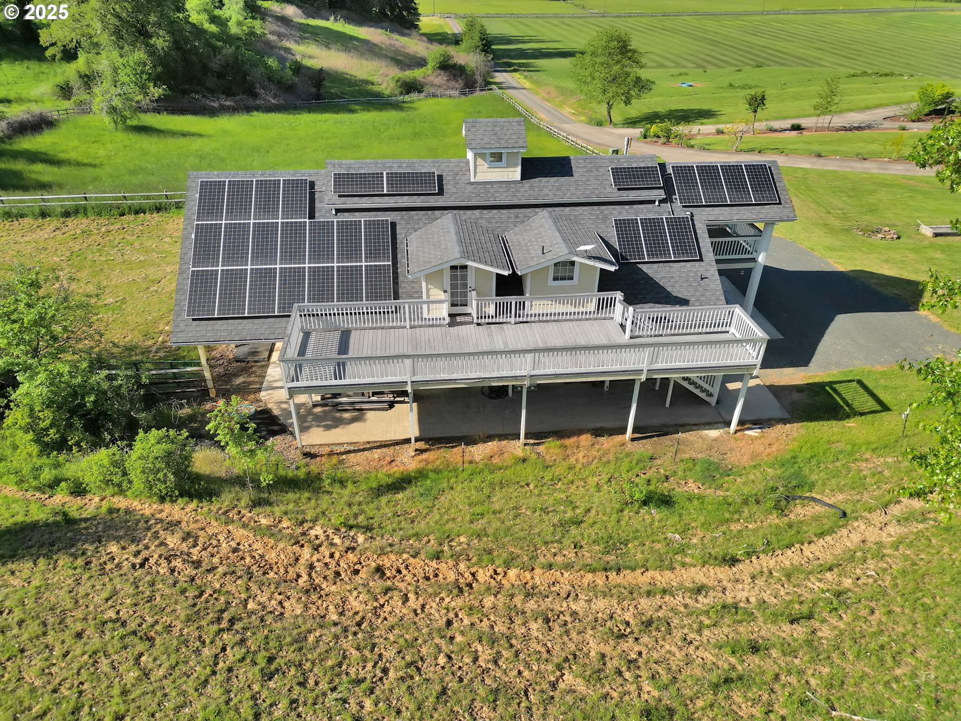 27730 Erickson Road Eugene, OR 97402 - Photo 45 of 47