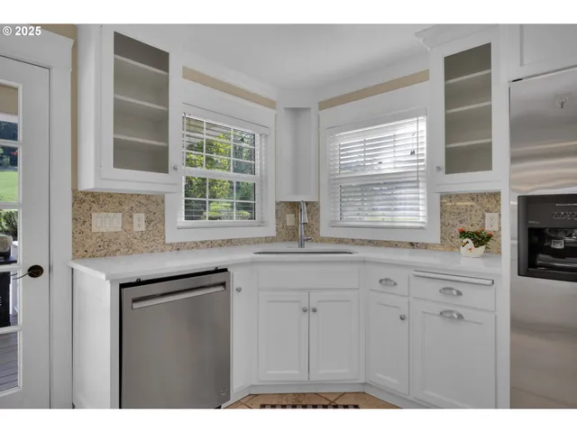 $1,650,000 | 27730 Erickson Road, Eugene, OR 97402