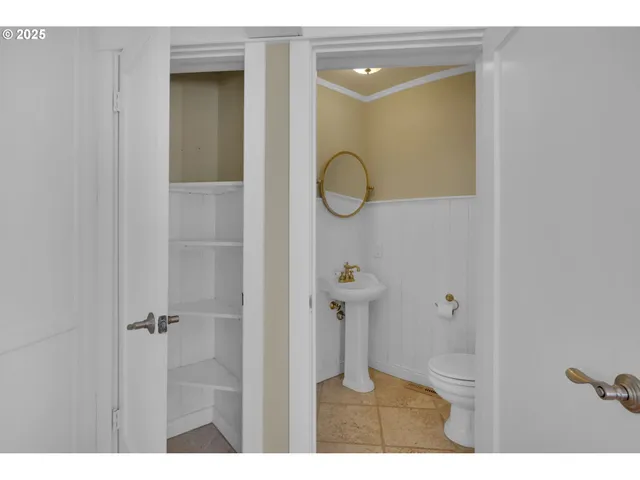 $1,650,000 | 27730 Erickson Road, Eugene, OR 97402