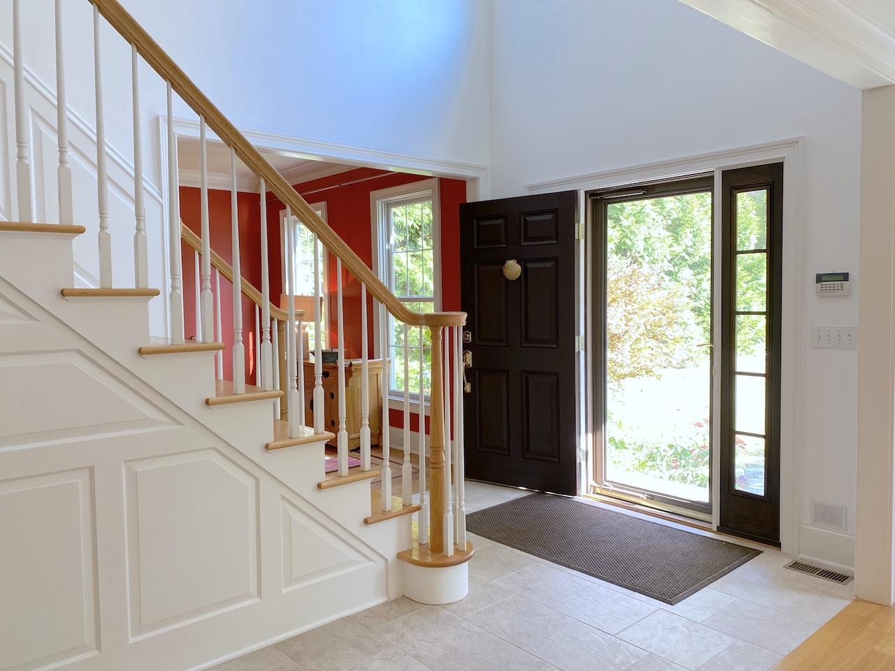 32 Briar Street Rowayton, CT 06853 - Photo 14 of 40 a view of an entryway
