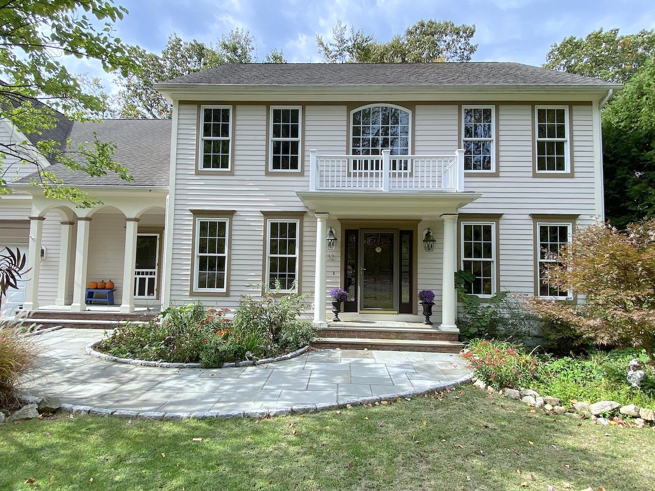 32 Briar Street Rowayton, CT 06853 - Photo 40 of 40 front view of a house