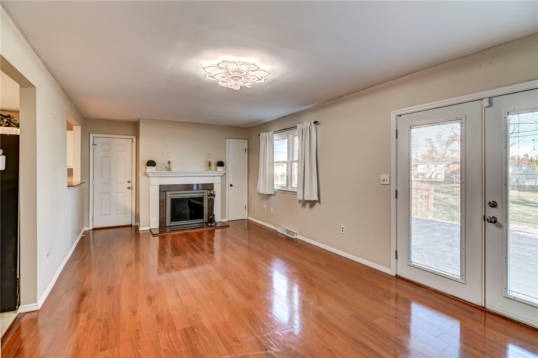 2582 Burgener Drive Decatur, IL 62521 - Photo 5 of 25
