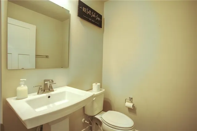 $2,190 | 168 Salt Lk Lane, Hoschton, GA 30548