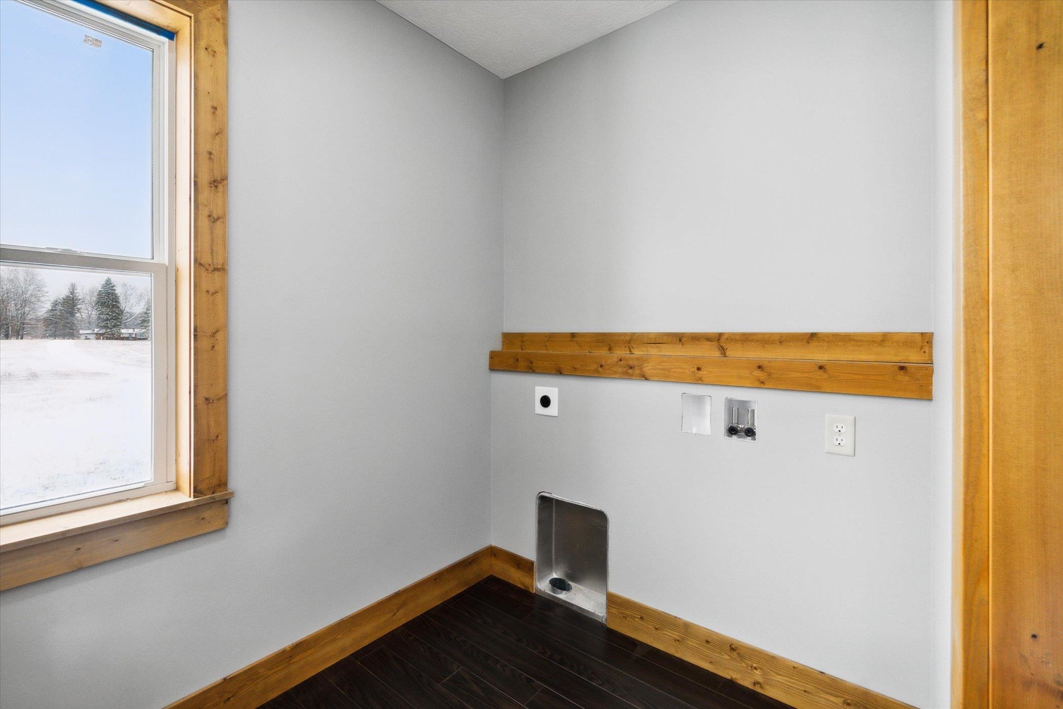 790 East Beard Road Perry, MI 48872 - Photo 28 of 54 50096280-27.JPG