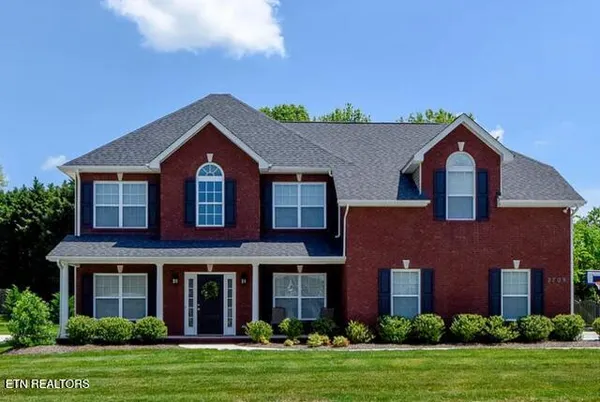 $609,900 | 2709 Daventry Drive, Maryville, TN 37804