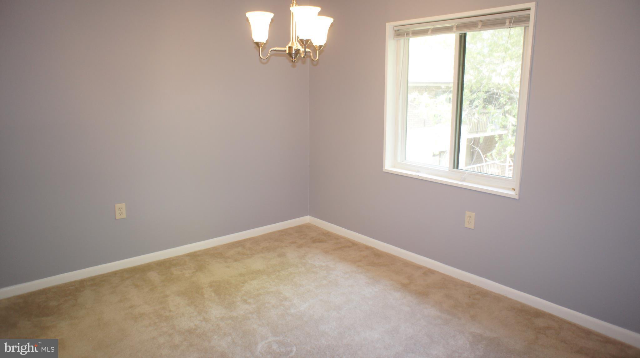 1405 Northgate Square, Unit 32B Reston, VA 20190 - Photo 5 of 18 Dining Room