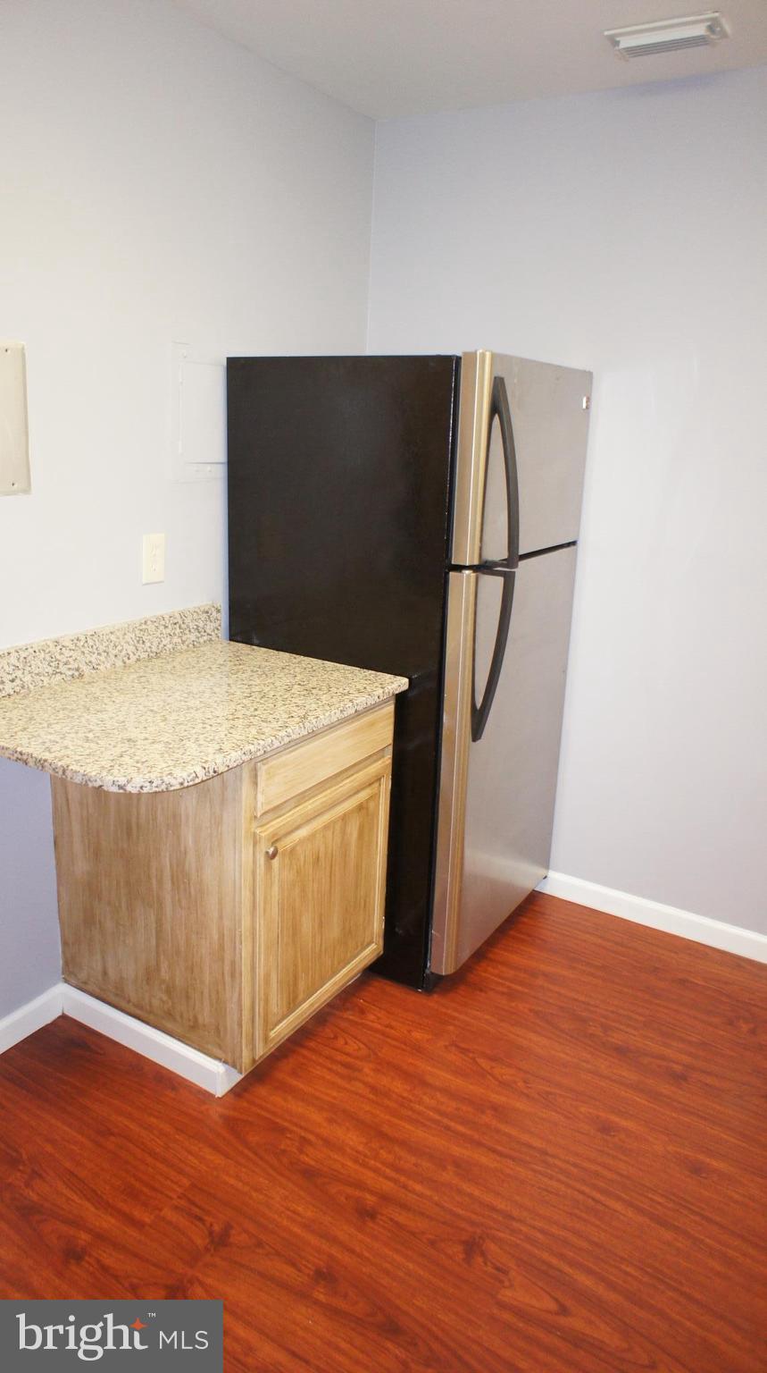 1405 Northgate Square, Unit 32B Reston, VA 20190 - Photo 7 of 18 Kitchen