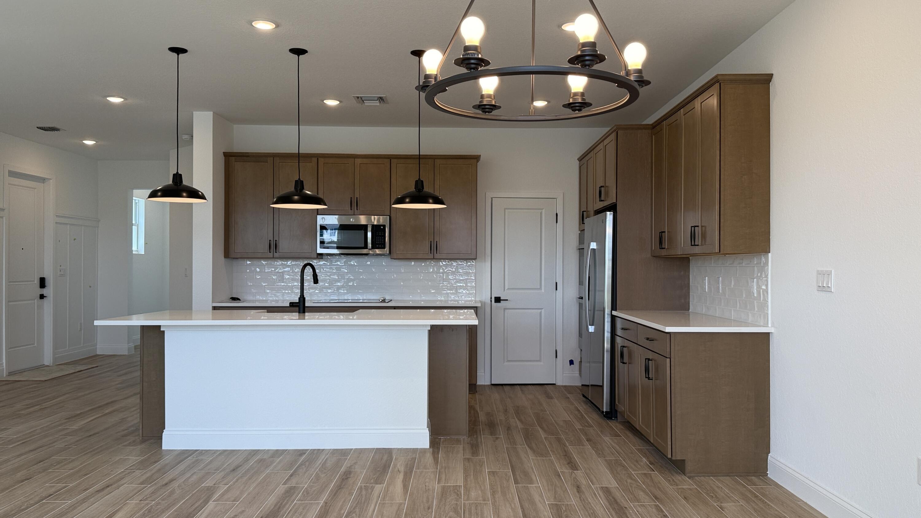 181 Southeast Birch Terrace Stuart, FL 34997 - Photo 8 of 29 Kitchen