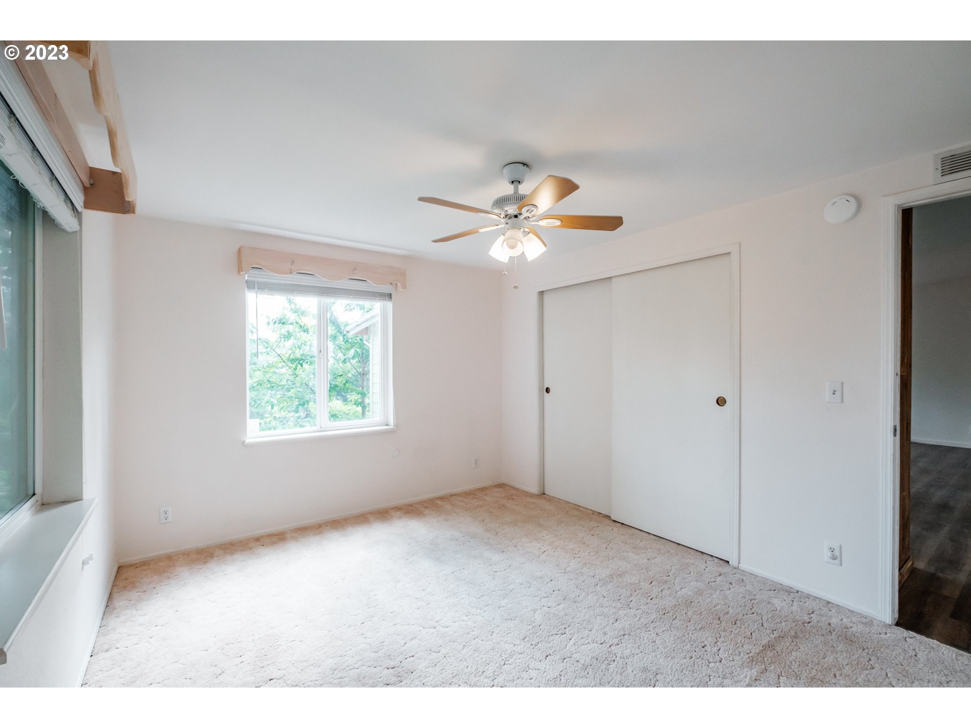 524 6th Street Scotts Mills, OR 97375 - Photo 22 of 41 a view of an empty room with a window