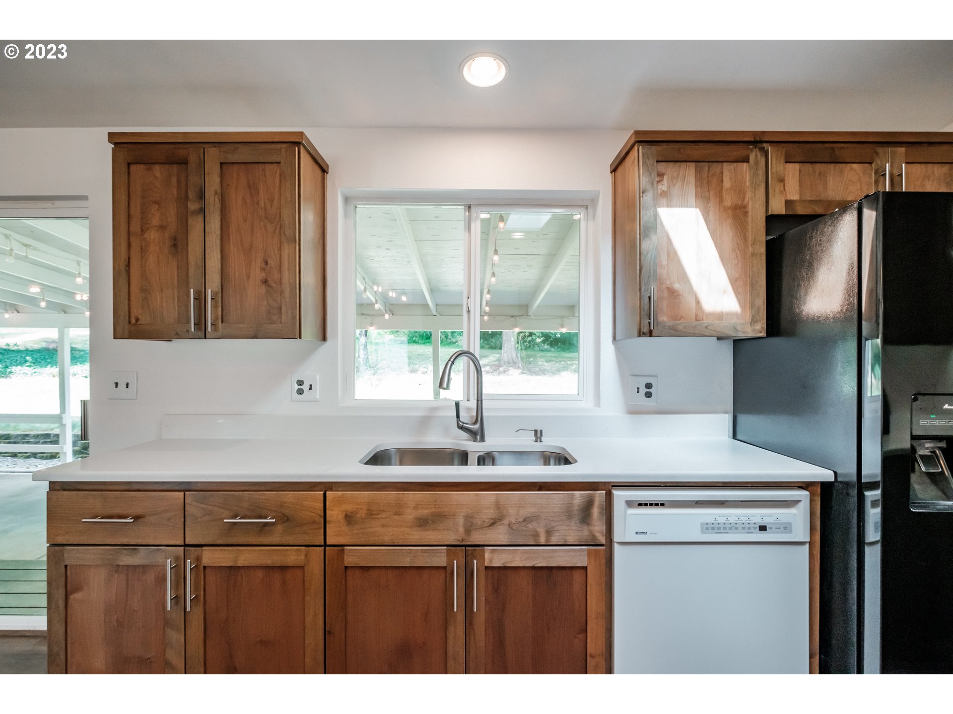 524 6th Street Scotts Mills, OR 97375 - Photo 7 of 41 a kitchen with a sink and a window