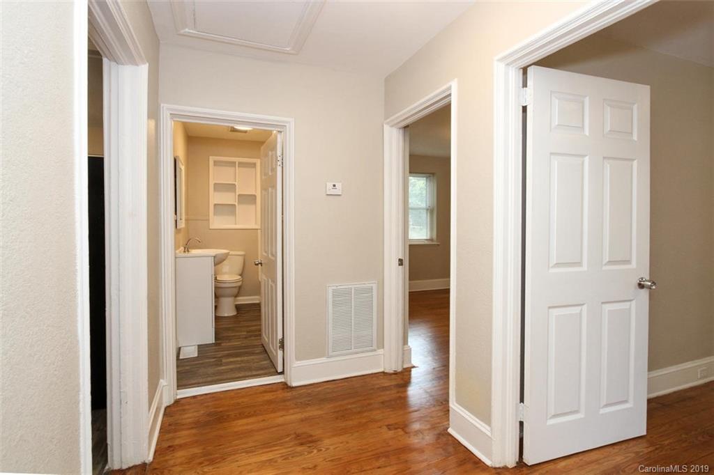 1244 Edgewood Road Charlotte, NC 28208 - Photo 13 of 30 Gallery Image 13