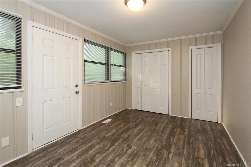 1244 Edgewood Road Charlotte, NC 28208 - Photo 23 of 30 Gallery Image 23
