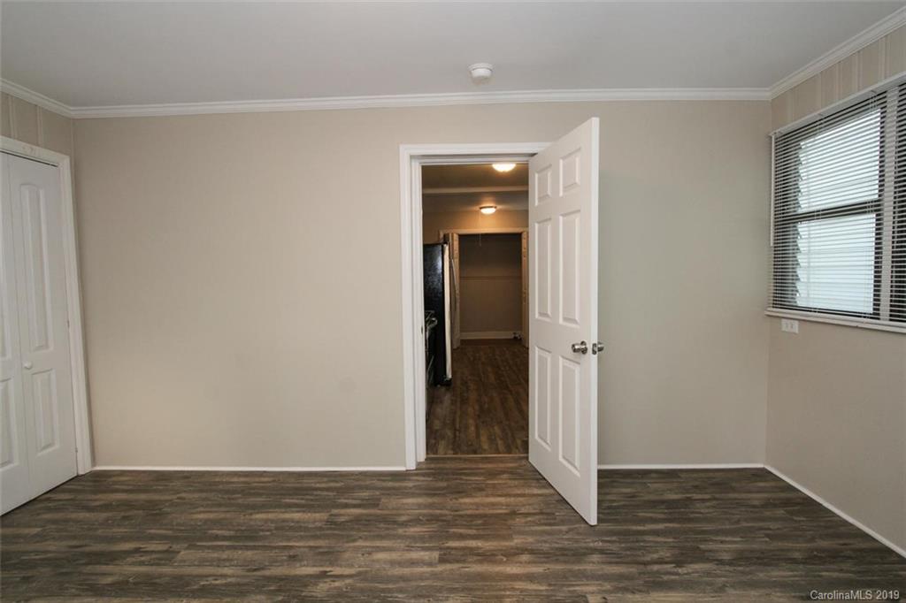 1244 Edgewood Road Charlotte, NC 28208 - Photo 24 of 30 Gallery Image 24