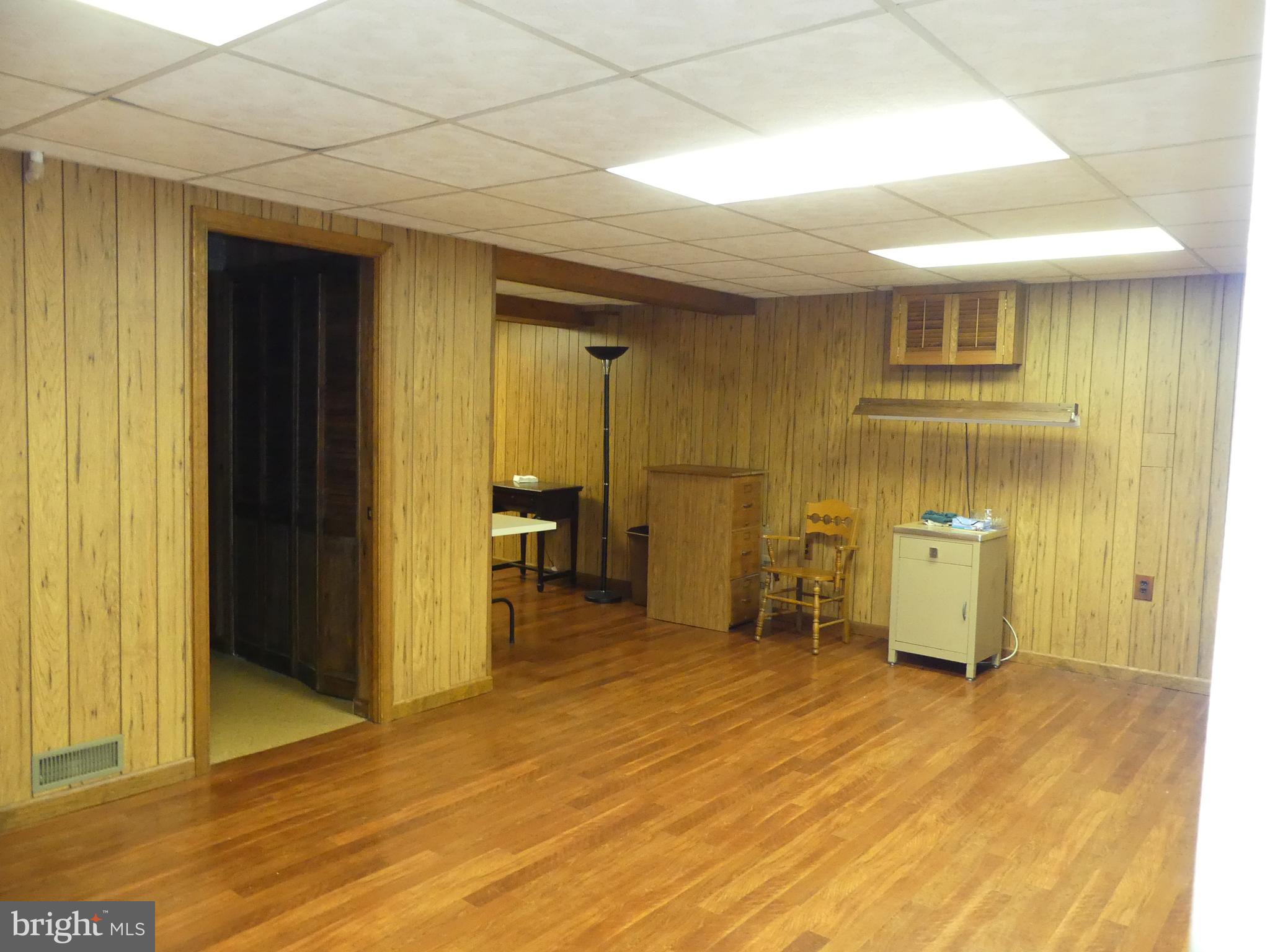 7 Millgate Road Owings Mills, MD 21117 - Photo 24 of 33
