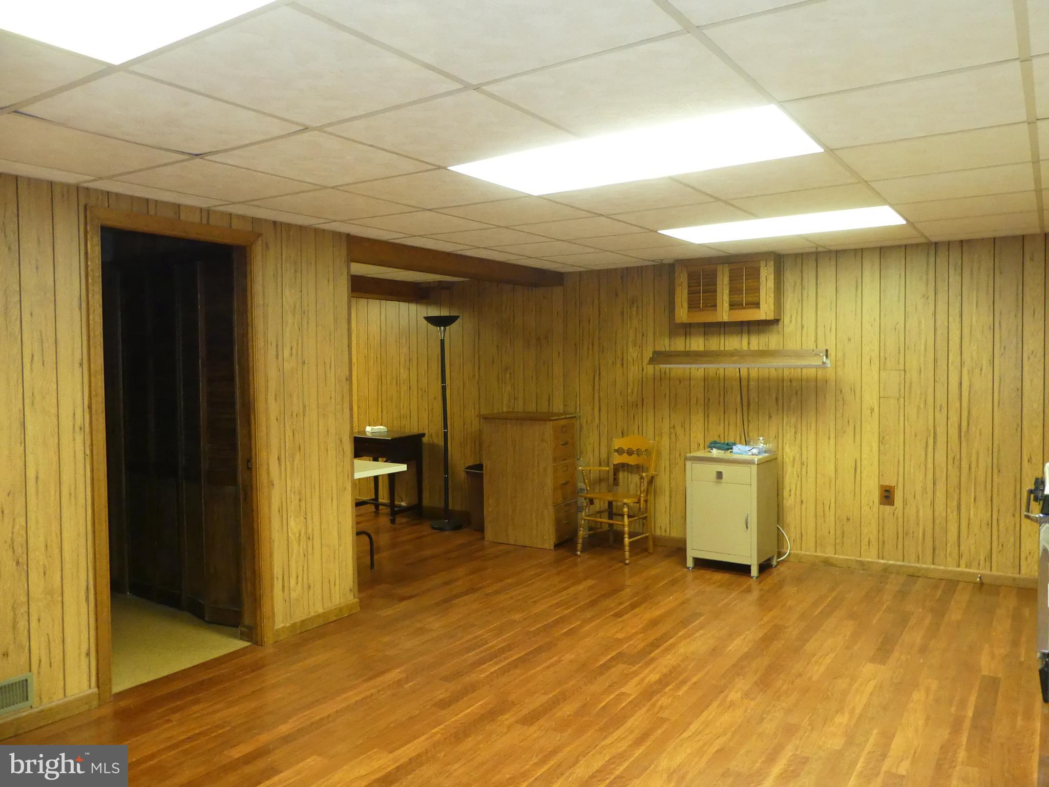 7 Millgate Road Owings Mills, MD 21117 - Photo 25 of 33