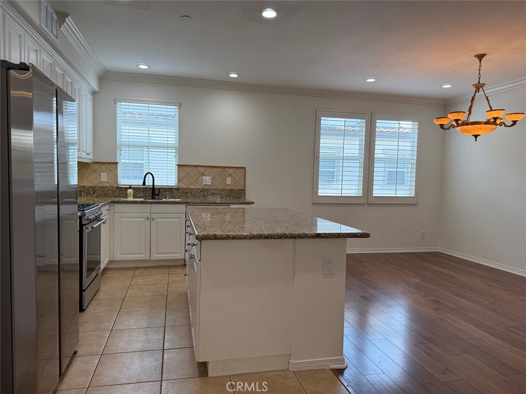 81 Bixby Circle Buena Park, CA 90621 - Photo 4 of 16