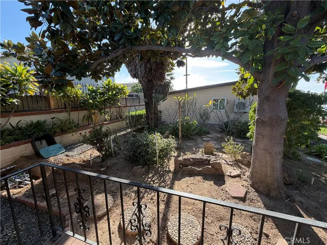 $3,700 | 3590 Buchanan Street, Riverside, CA 92503