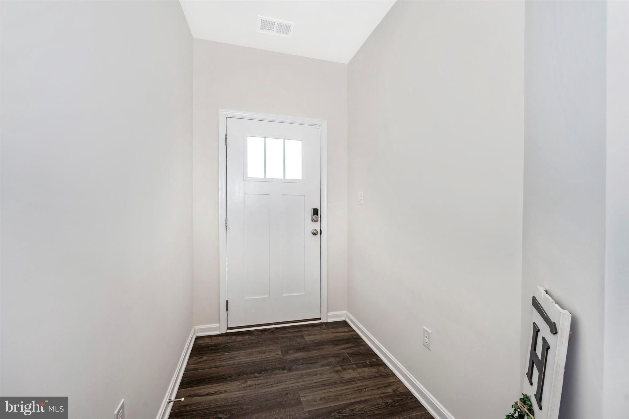 7932 Patterson Way Hanover, MD 21076 - Photo 3 of 49 Gallery Image 3